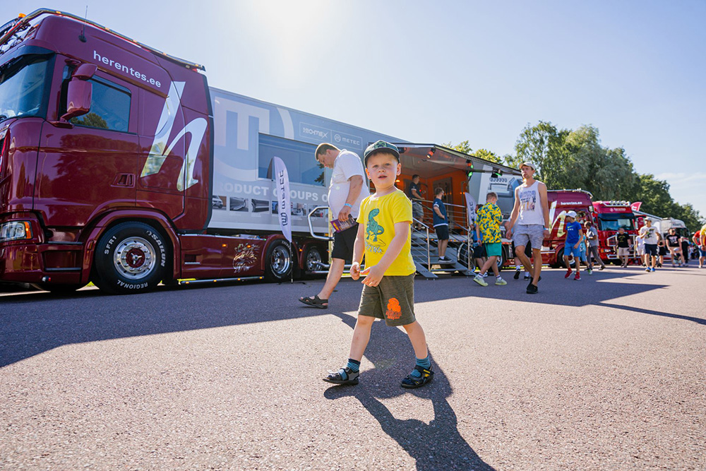 Truckshow-final-1-10